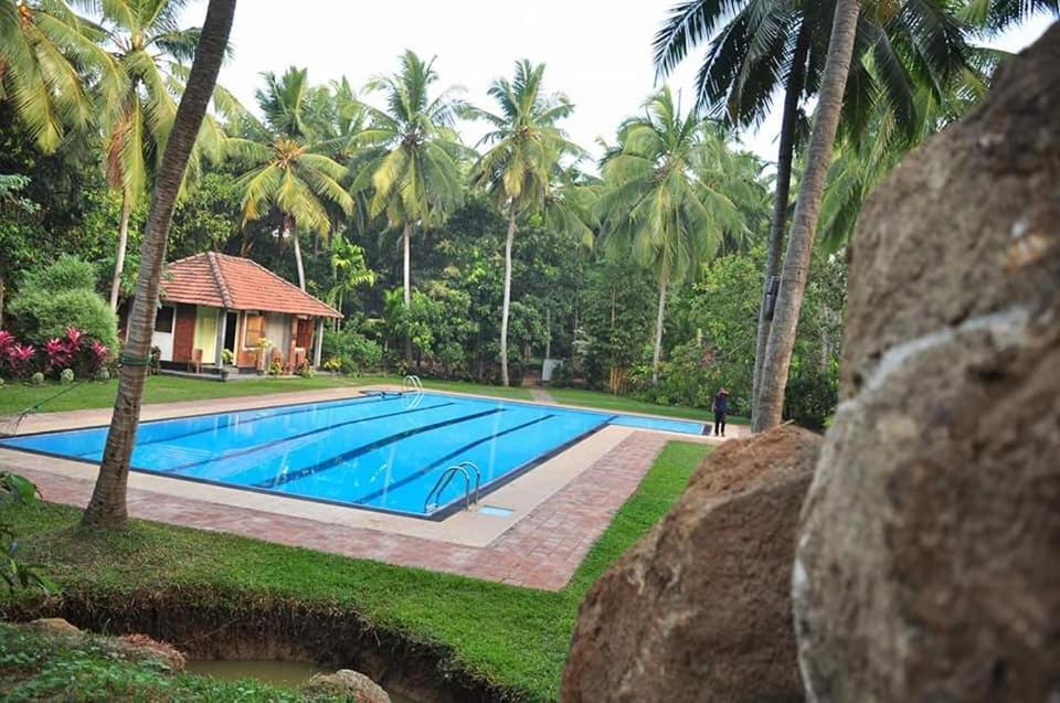 Soba Lanka Holiday Resort Melsiripura Extérieur photo