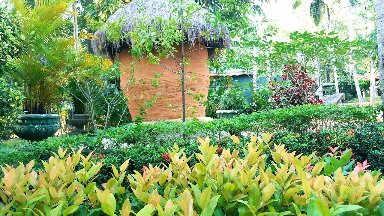 Soba Lanka Holiday Resort Melsiripura Extérieur photo