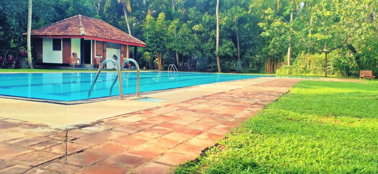 Soba Lanka Holiday Resort Melsiripura Extérieur photo